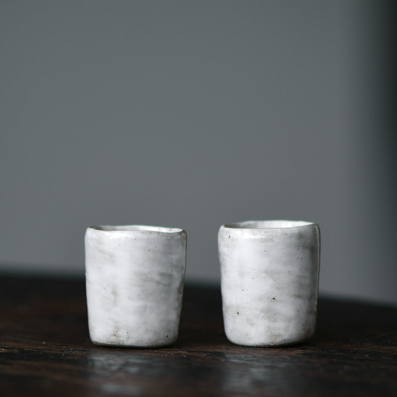 Nippon Toki Handmade Sakecup White (shiro 2.6*3.2cm 20ml)