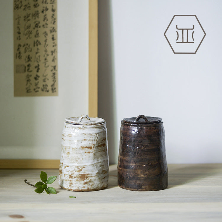 Nippon Toki Handmade Tea Storage Tank Tedzukuri Tipotto White (shiro large)