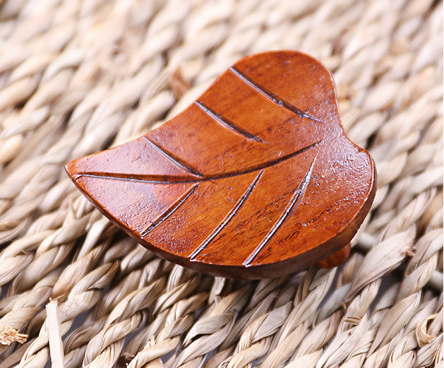 Nippon Wooden Chopstick Holder Leaf with Legs 4*3cm