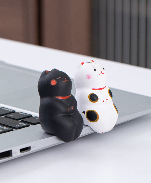 Ceramic Ornament White Cat Shiro 3*3*6cm