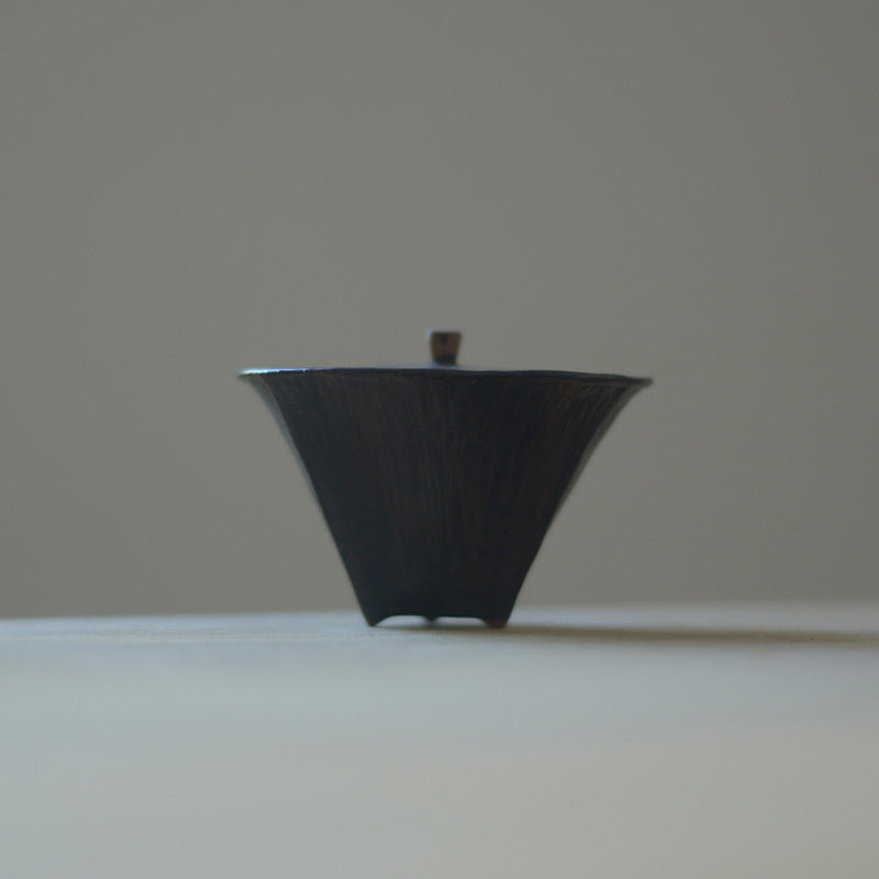 Nippon Toki Handmade Covered Teacup Tedzukuri Ocha kappu Black (kuro 9.5*6cm 130ml)