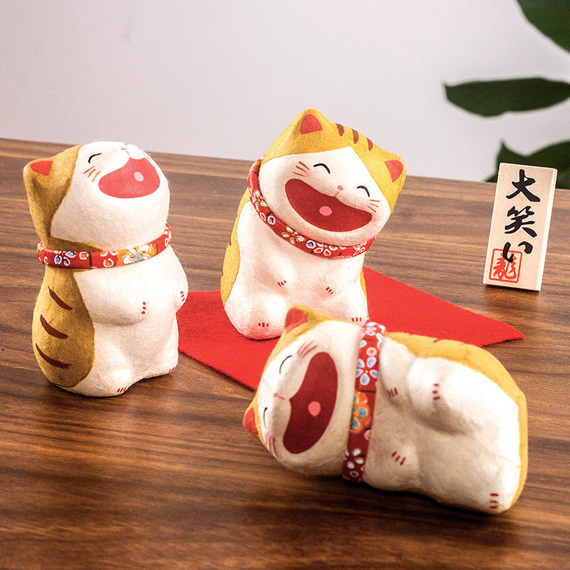 Kyoto paper mâché Washi Laughing Lucky Cat Ornamen Tiger Cat Lying