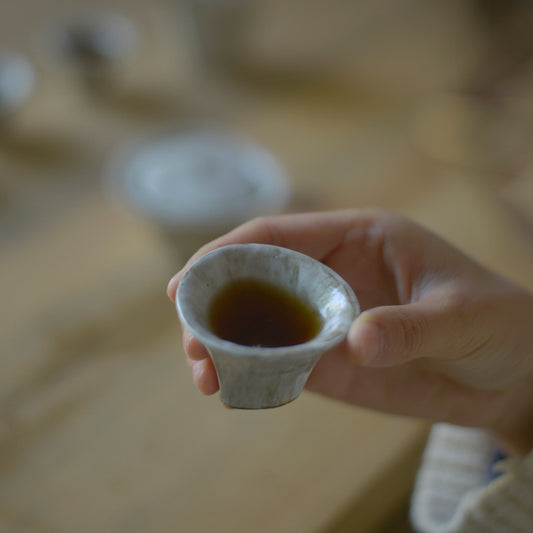 Nippon Toki Handmade Teacup/Sakecup Tedzukuri kappu White (shiro small) 3.6*5.8cm
