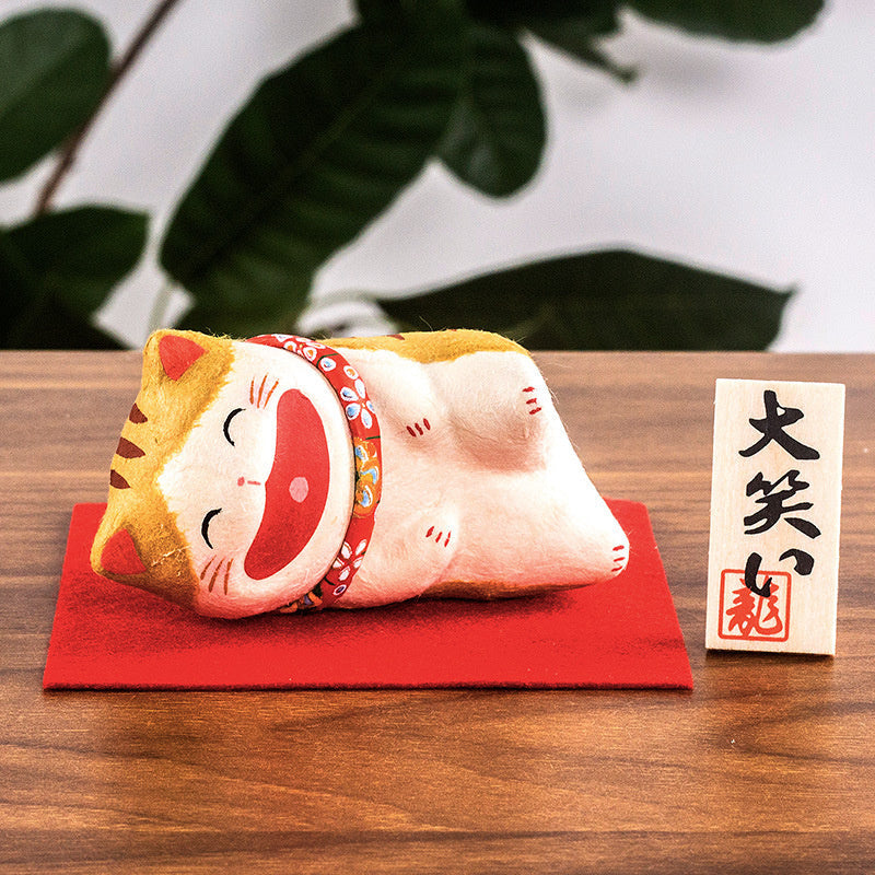 Kyoto paper mâché Washi Laughing Lucky Cat Yellow Brown Dot