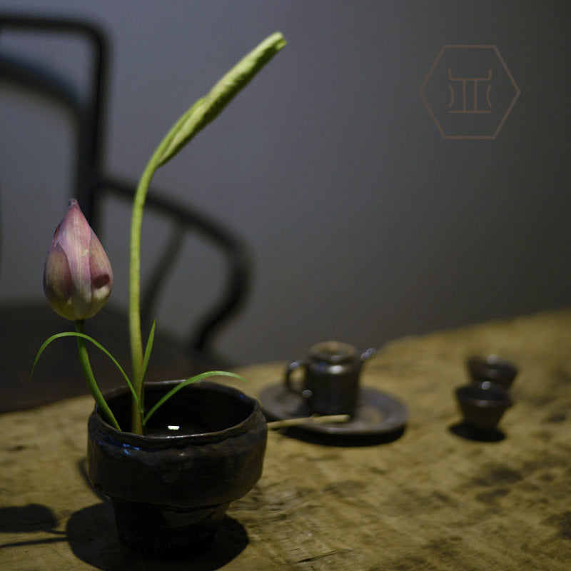 Nippon Toki Handmade Flower Vase Tedzukuri Black (kuro 11*14.5 850ml)