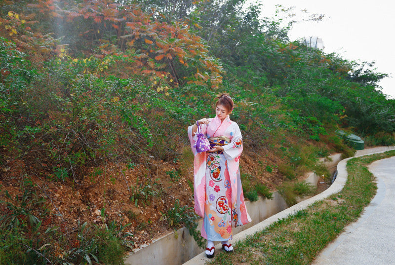 Japanese Kimono Formal Woman Pink Furisode