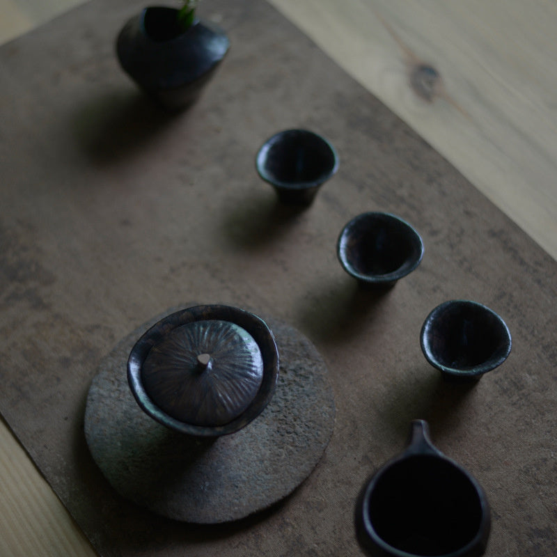 Nippon Toki Handmade Covered Teacup Tedzukuri Ocha kappu Black (kuro 9.5*6cm 130ml)