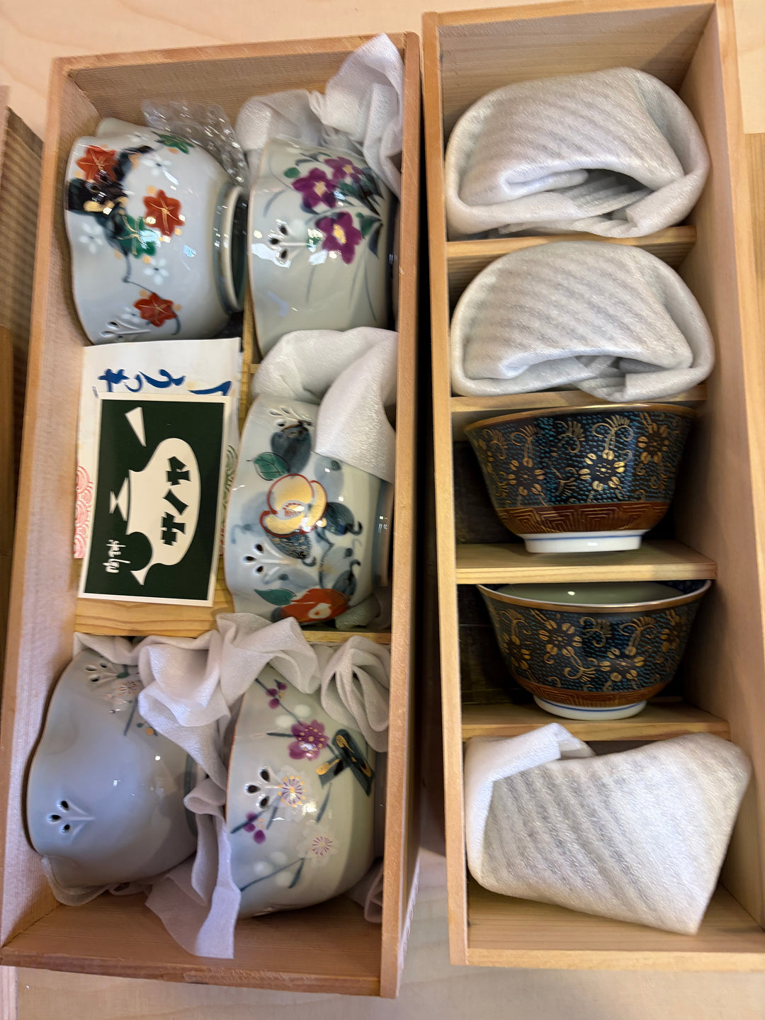 Japanese Hand-Painted Excellent Items
