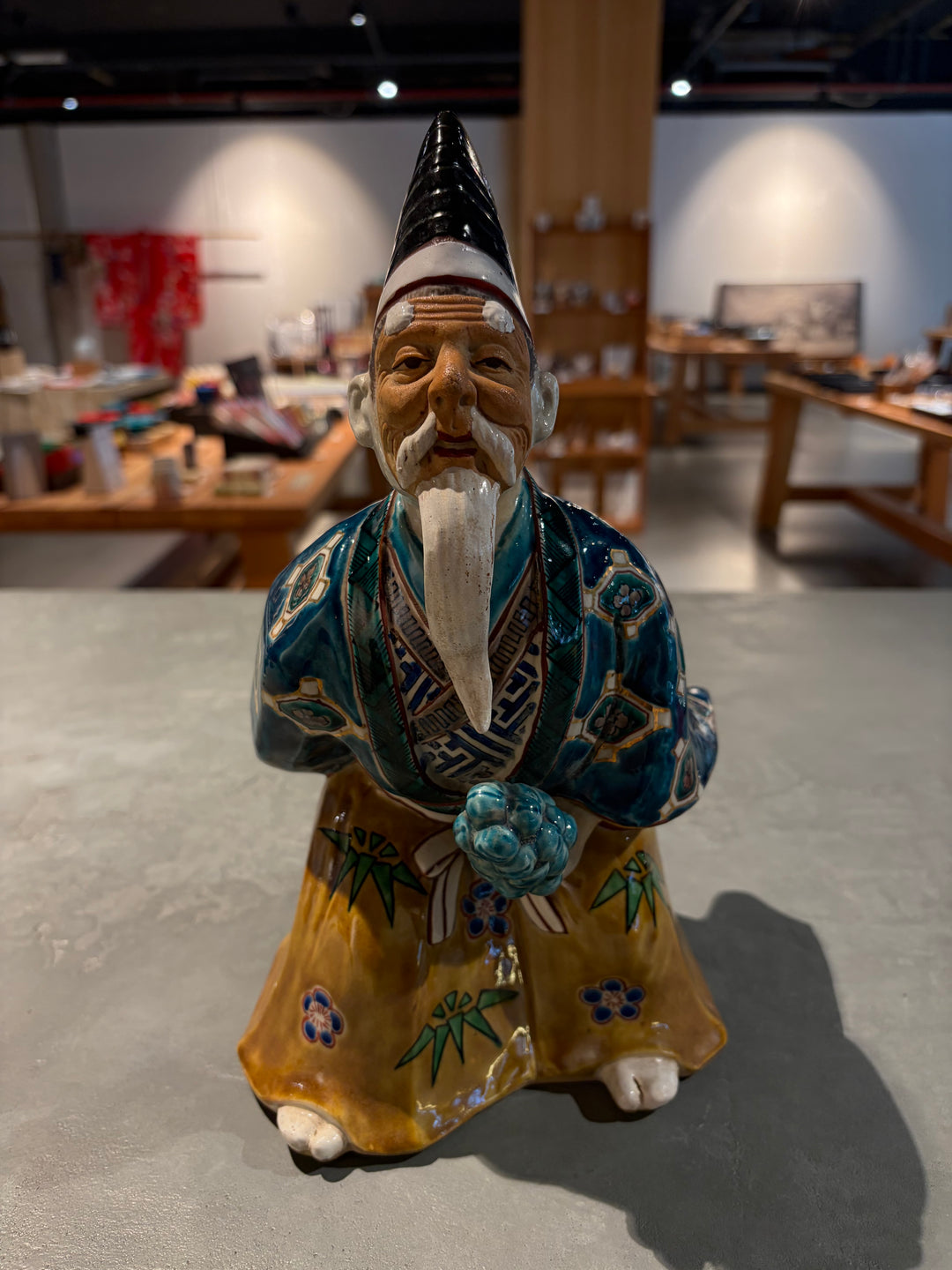 Japanese Kutani Pocelain Figurine