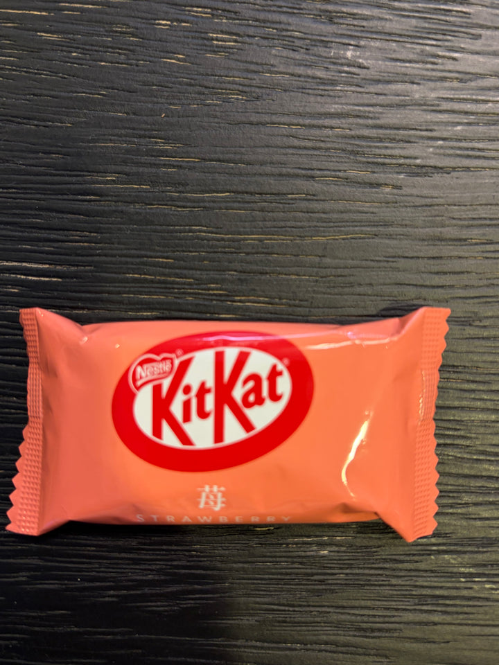 KitKat Strawberry 1pc