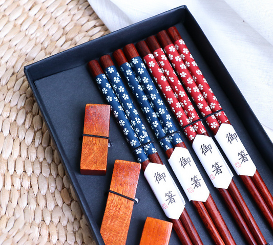 Nippon Chopsticks with wooden chopsticks holder(4 pairs Set Sakura D)