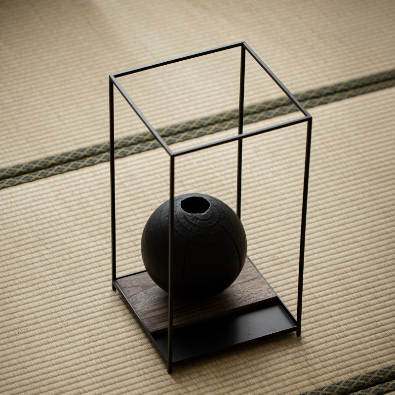 Japanese Creative Art Atmosphere Iron Flower Arrangement with Vintage Solid Wooden Vase