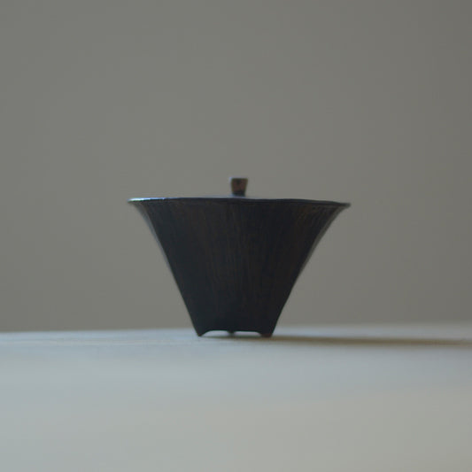 Nippon Toki Handmade Covered Teacup Tedzukuri Ocha kappu Black (kuro 9.5*6cm 130ml)