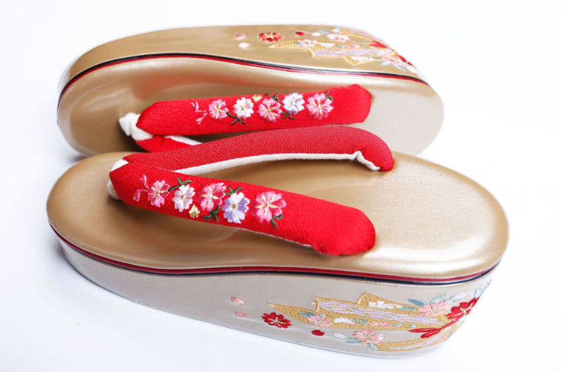 Japanese Clogs High Sole Embroidery