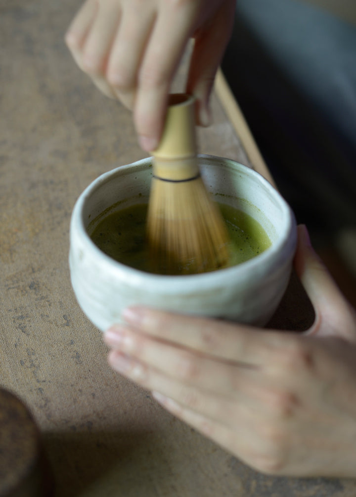 Nippon Toki Handmade Matcha Bowl Tedzukuri White (shiro 12.5*8cm 510ml)