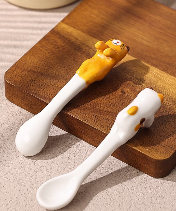 Hangable Ceramic Coffee Spoon Kiiro Neko (Yellow Cat 11*2*3cm)