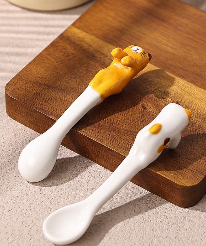 Hangable Ceramic Coffee Spoon Kiiro Neko (Yellow Cat 11*2*3cm)