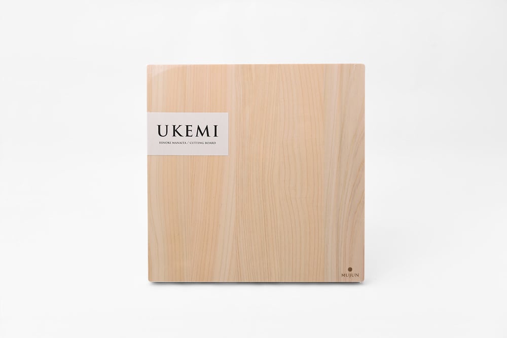 UKEMI Hinoki Cypress Manaita Cutting Board 28x28x2cm