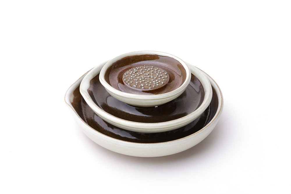 Japanese Grater Ceramic plate Large 18,5x19x3,9cm
