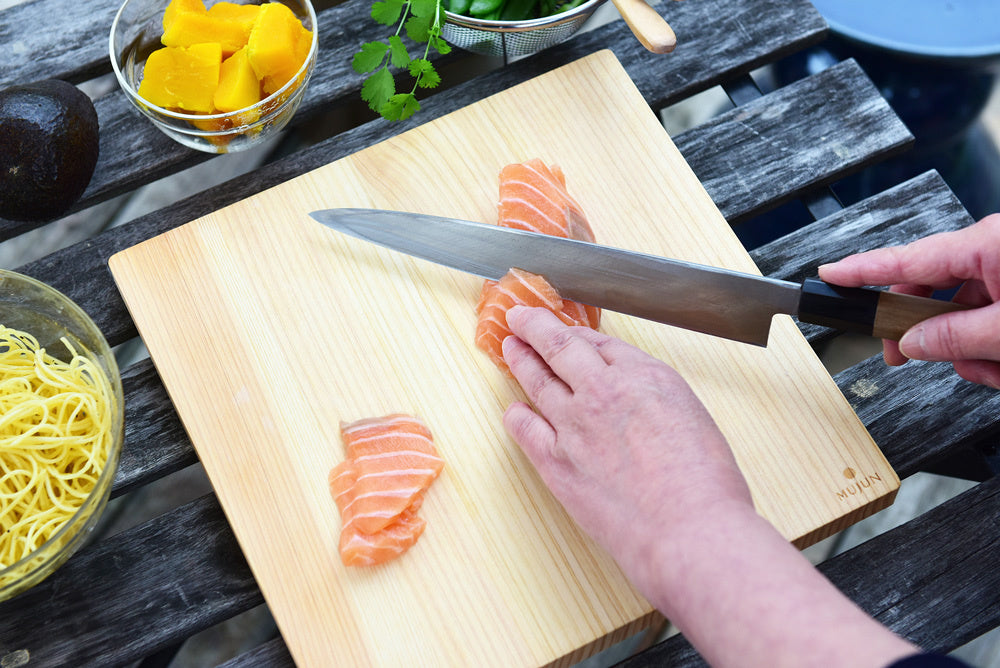 UKEMI Hinoki Cutting Board